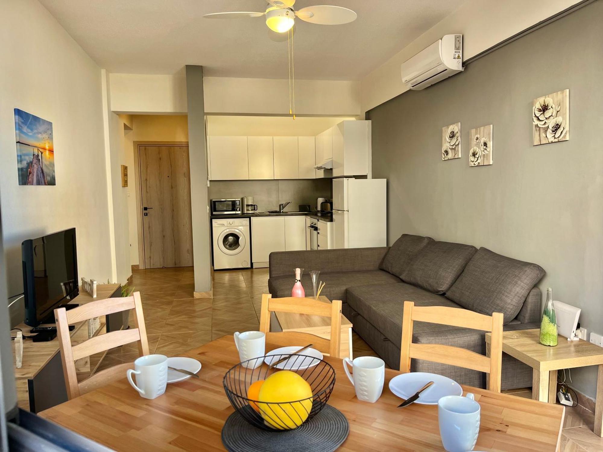 Diamond Complex Apartment Пафос Екстериор снимка